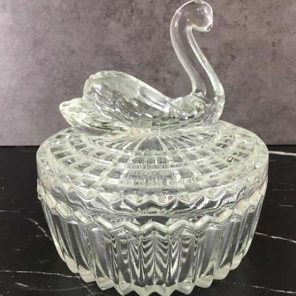Jeannette Glass Clear Glass Swan Powder Jar Trinket Box - Picture 3 of 10
